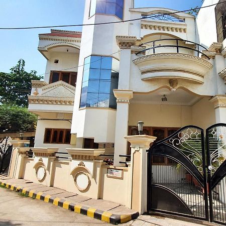 Aditya Premium Homestay- Furnished Air Conditioned- 2Bhk จาบัลปูร์ ภายนอก รูปภาพ