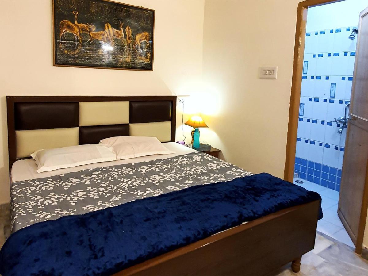 Aditya Premium Homestay- Furnished Air Conditioned- 2Bhk จาบัลปูร์ ภายนอก รูปภาพ